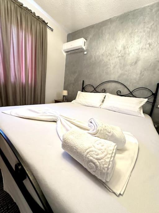 Apartment Great Near & Blloku Area Tirana